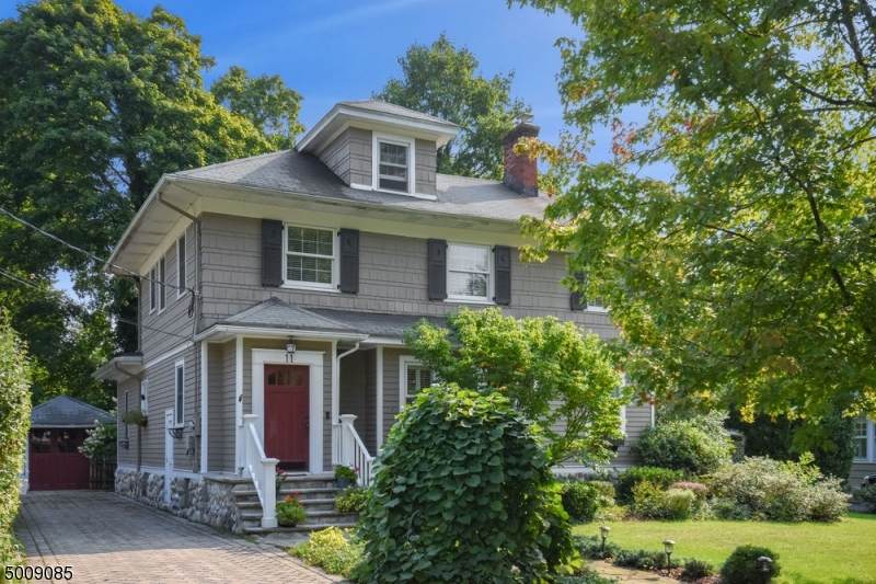 11 Academy Rd - Photo 1
