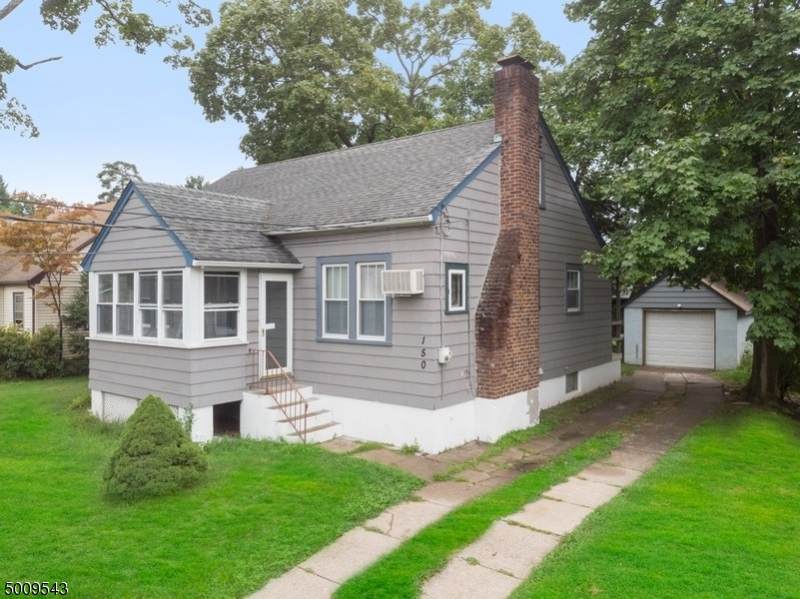 150 Washington Ave - Photo 1
