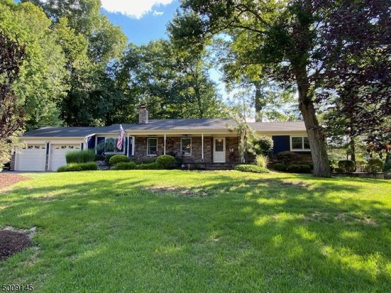 4 Meadow Brook Rd - Photo 1