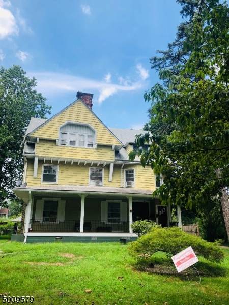 46 Myrtle Ave - Photo 1