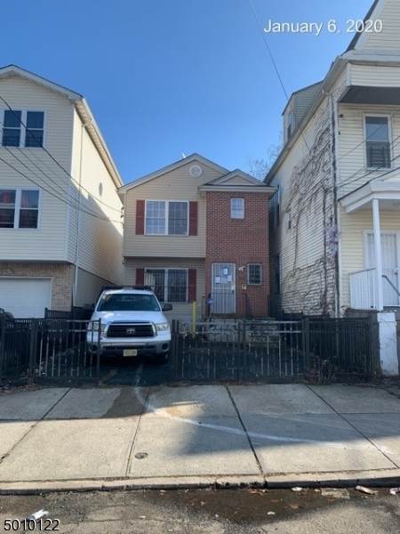 742 S 15Th St - Photo 1