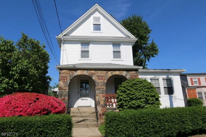 11 Meeker Ave - Photo 1