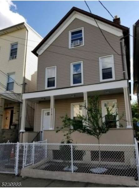 216 Inslee Pl - Photo 1