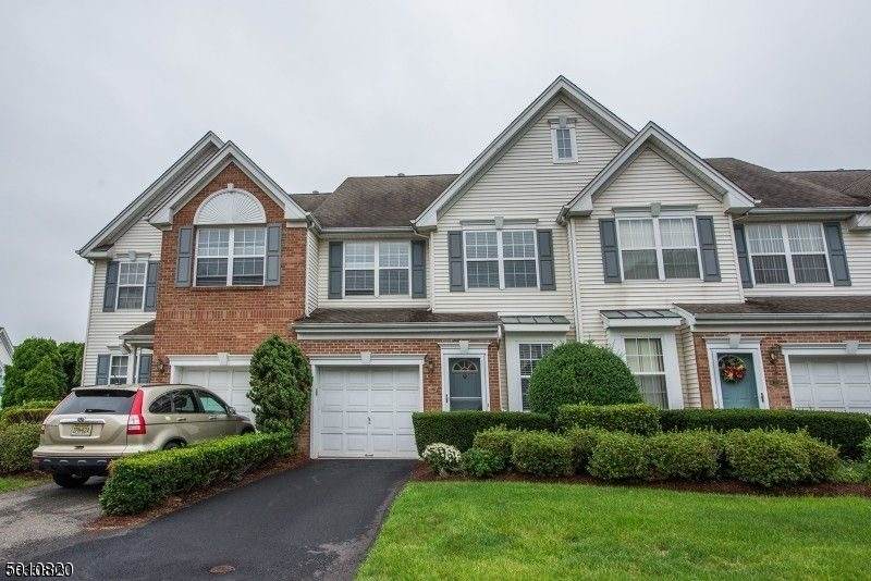 106 Barclay Dr - Photo 1
