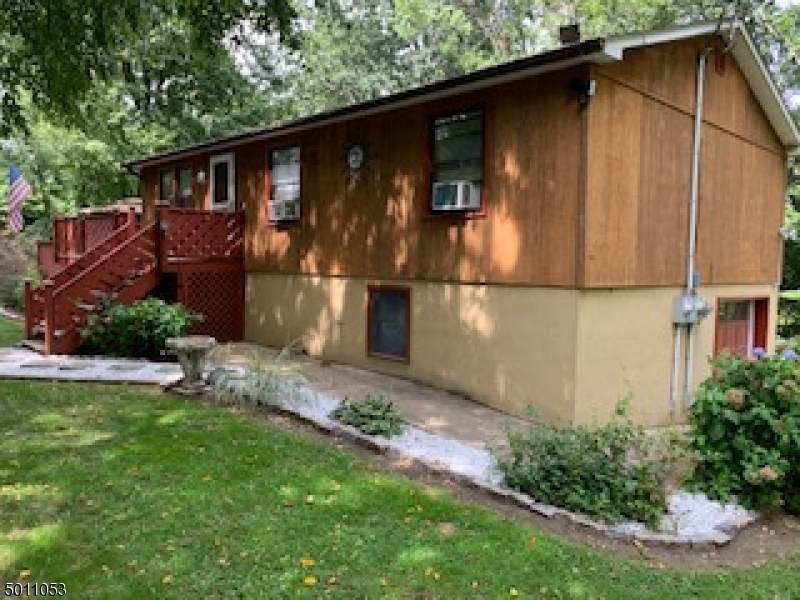 1 Ridge Circle - Photo 1
