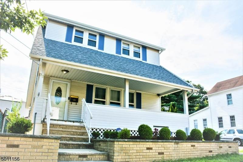 35 Sisco Pl - Photo 1