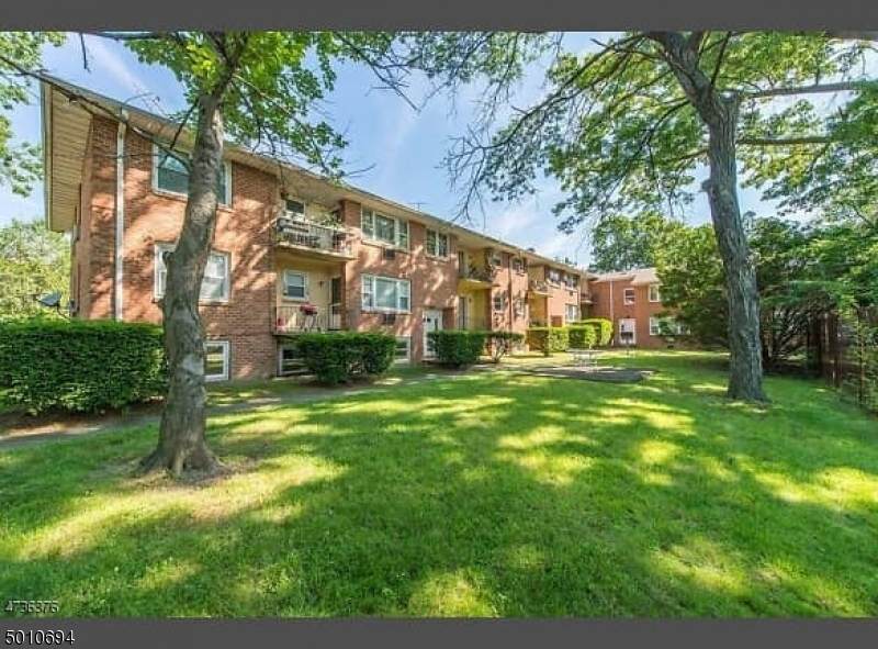 2 Westervelt Ave - Photo 1
