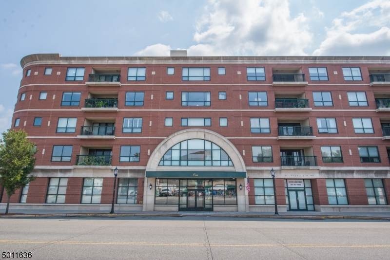 1 Orient Way 210 - Photo 1