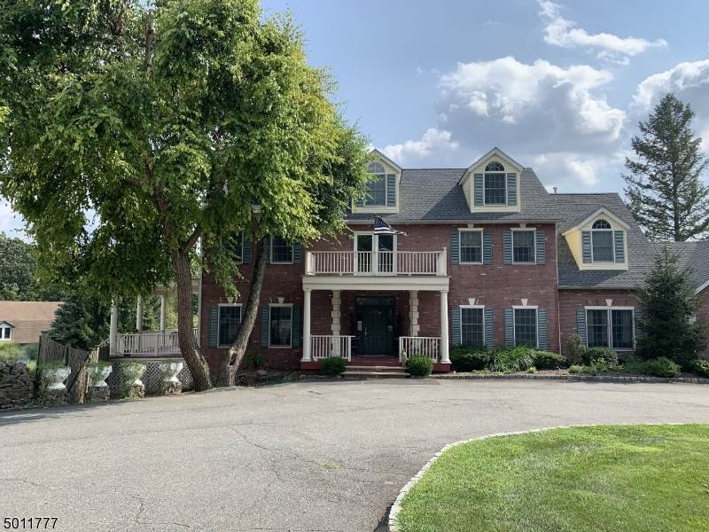 88 Passaic Valley Rd - Photo 1