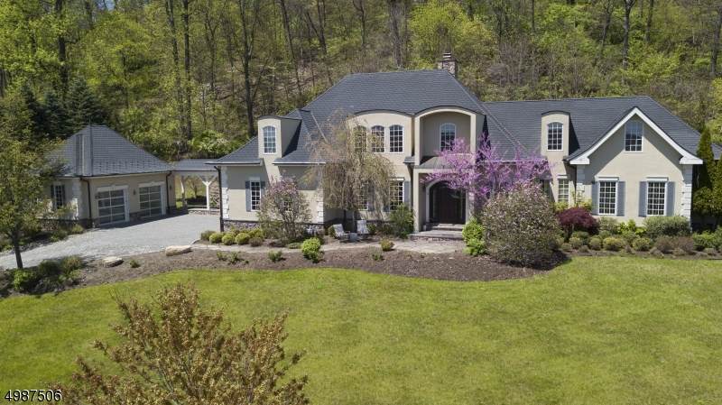 6 Kincaid Ln - Photo 1