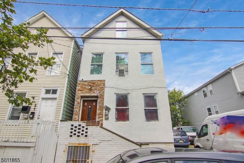 25 Hudson St - Photo 1