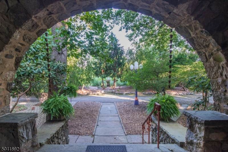 10 Overlook Park - Photo 1