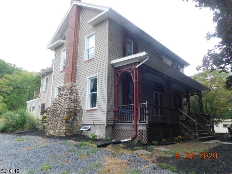 135 Bowerstown Rd - Photo 1