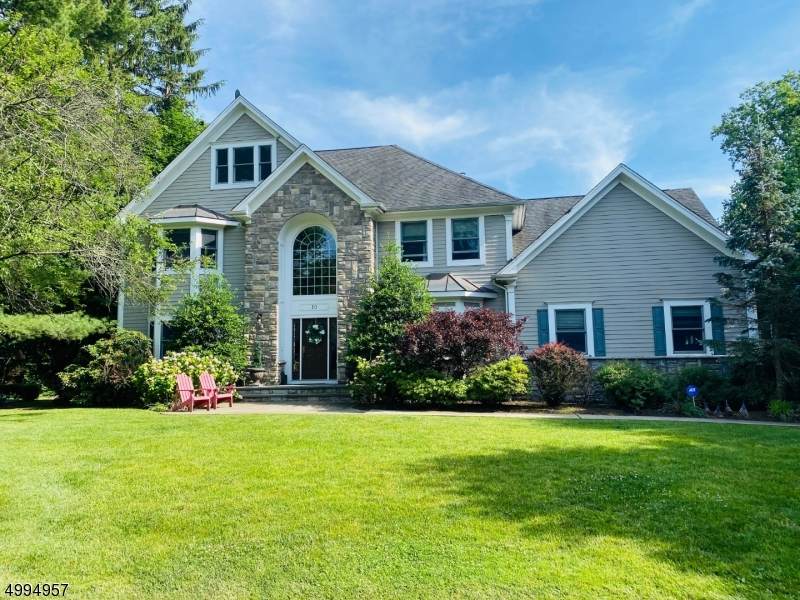 10 Rodman Ln - Photo 1