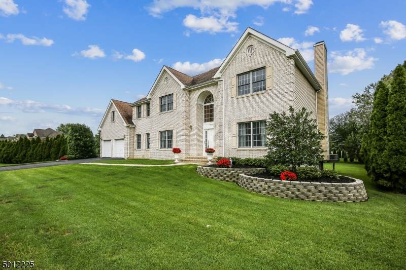 11 Ramkay Dr - Photo 1