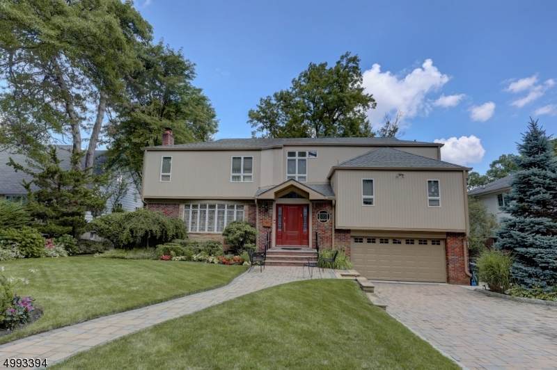 54 Crescent Ave - Photo 1