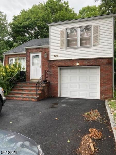 435 Mt Pleasant Ave - Photo 1