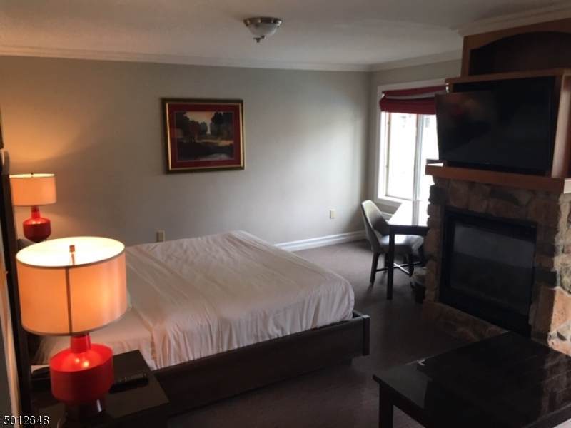 2 Chamonix Dr Unit 310 - Photo 1