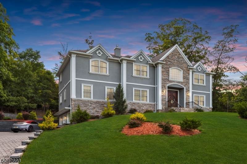5 Massola Dr - Photo 1