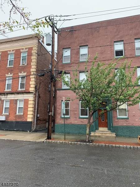 95 Pine St - Photo 1
