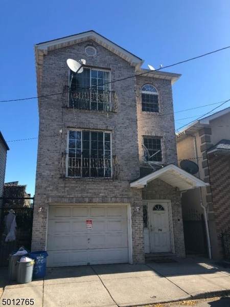 90 Vincent St - Photo 1