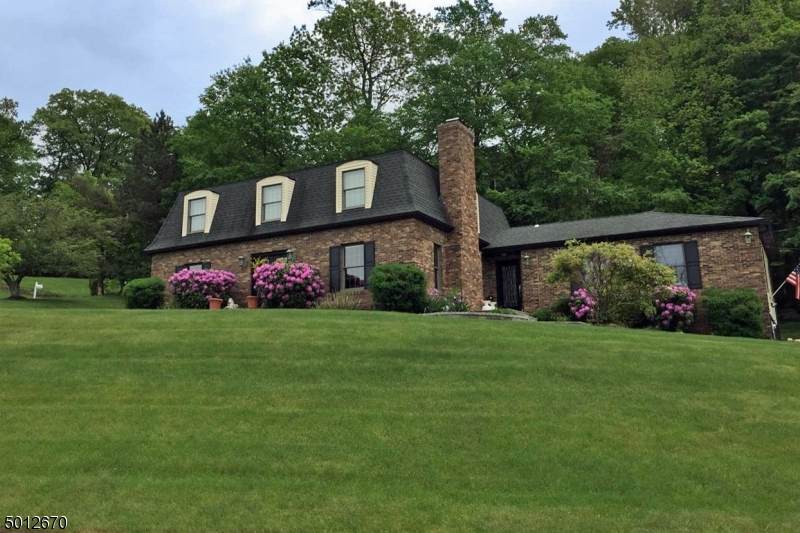 40 Alvin Rd - Photo 1