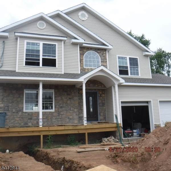 1305 Bleecher St - Photo 1