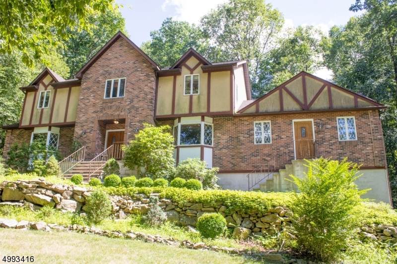 1100 Sussex Tpke - Photo 1