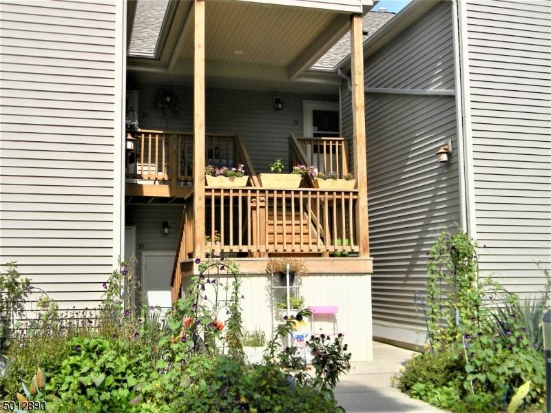 95 Falcon Ridge Way - Photo 1