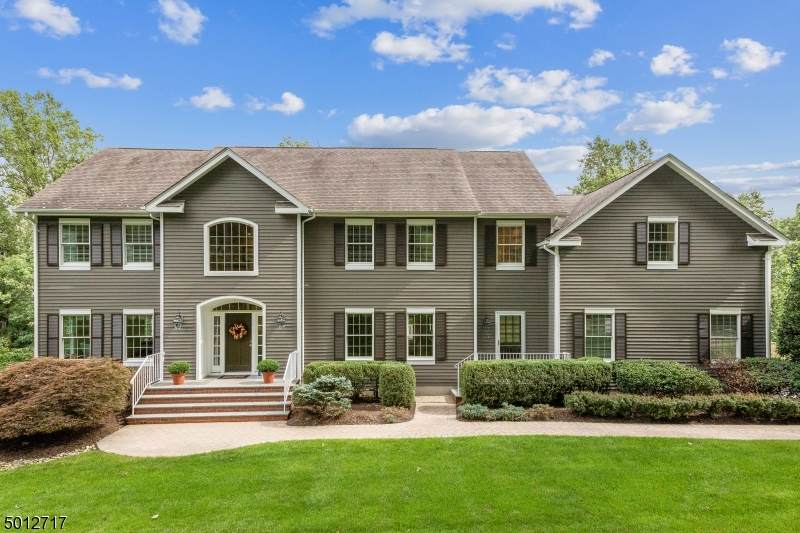 8 Forest Dr - Photo 1