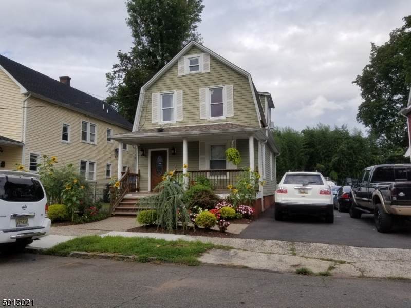 18 De Kalb Ave - Photo 1