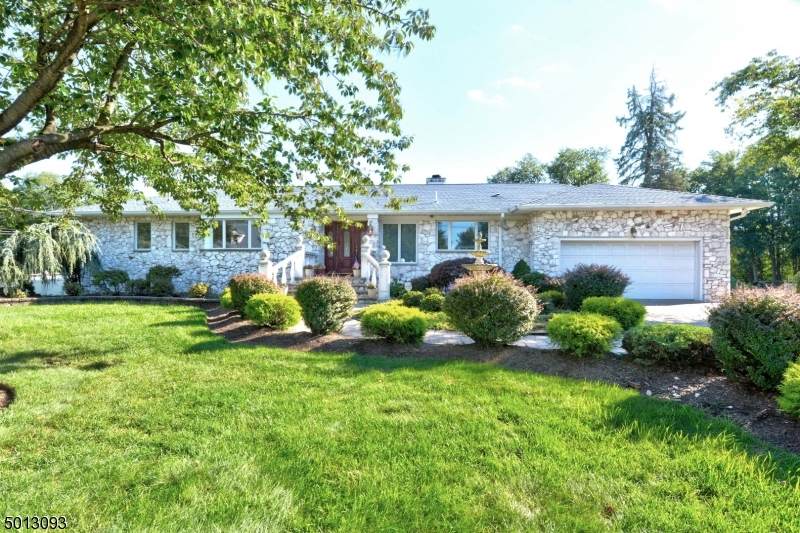1296 Ratzer Rd - Photo 1