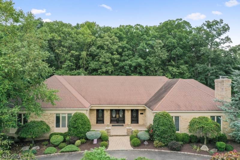 88 Tree Top Dr - Photo 1