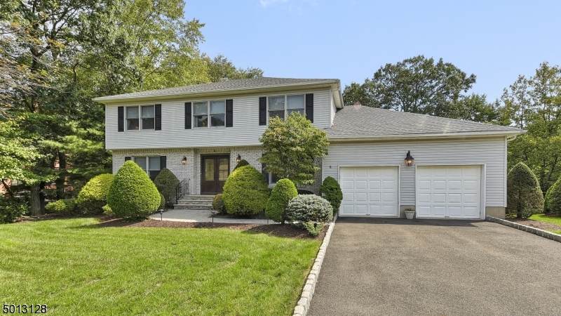 3 Timberline Dr - Photo 1