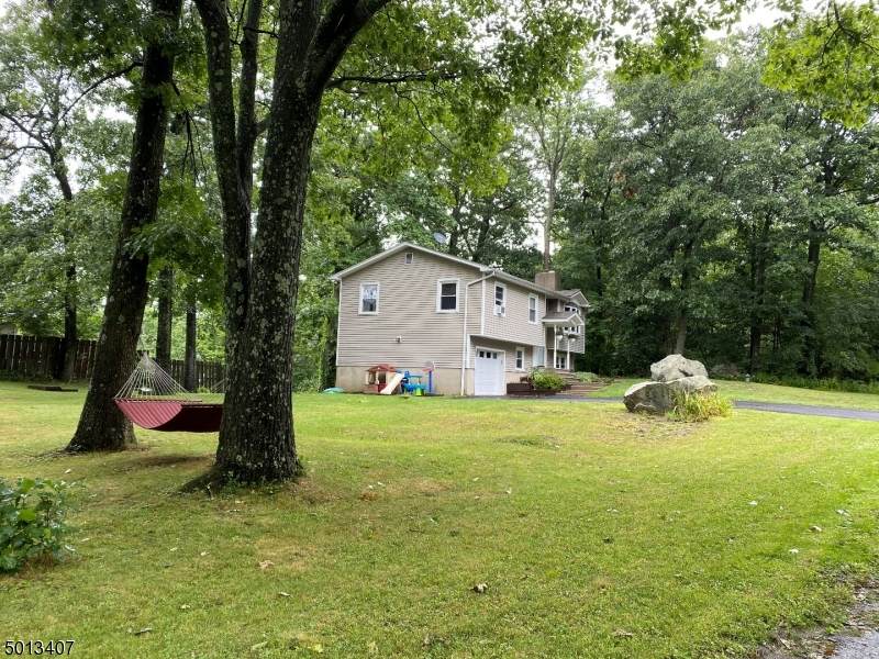 15 Lee Dr - Photo 1