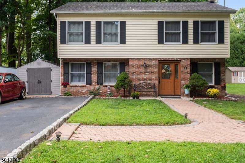 11 Mountain Shores Rd - Photo 1