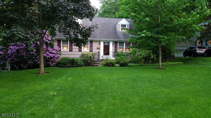 9 Orange Pl - Photo 1