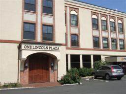 1 Lincoln Plz - Photo 1