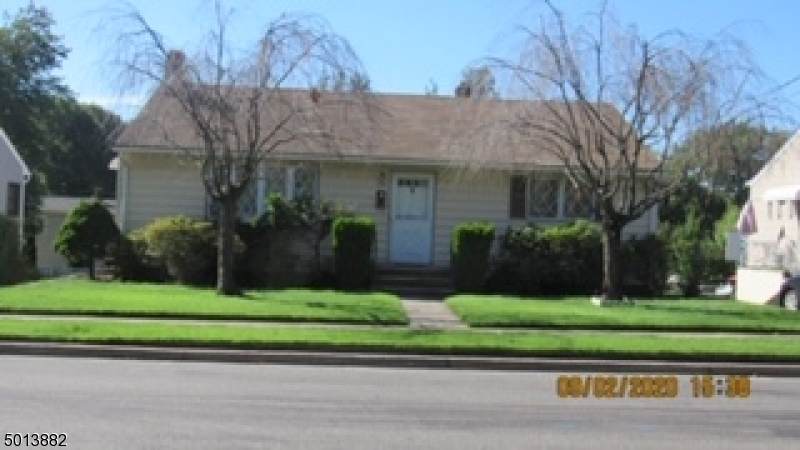 190 Mt Pleasant Ave - Photo 1
