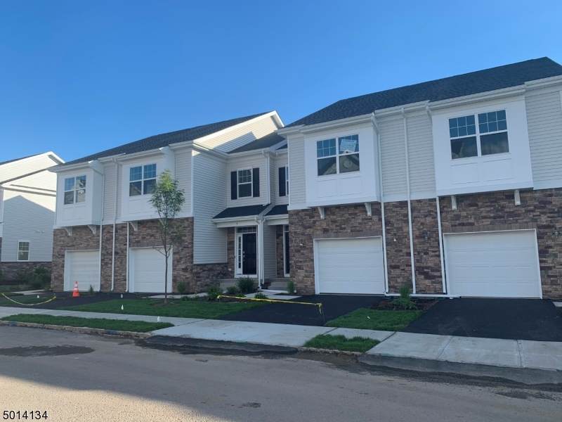 49 Colgate Dr - Photo 1