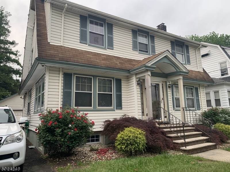 21 Richmond Ave - Photo 1