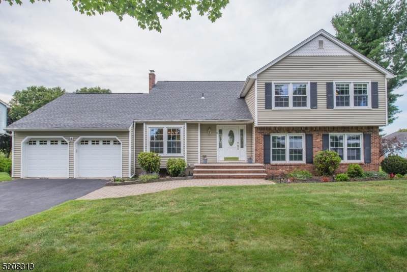 6 Eldorado Dr - Photo 1