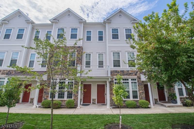 10 Dahlia Ln - Photo 1