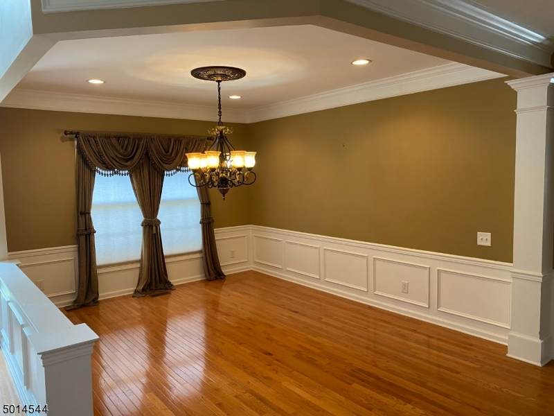 1 Yorktown Ln - Photo 1