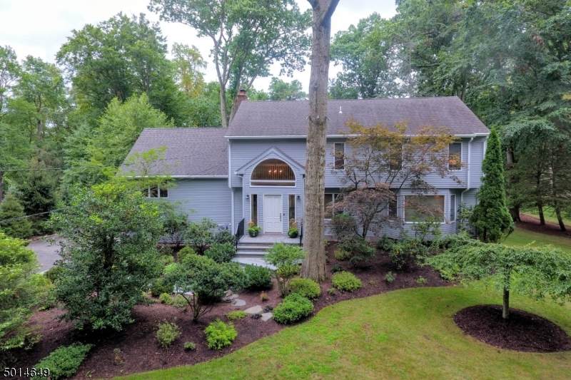 28 Echo Ridge Rd - Photo 1