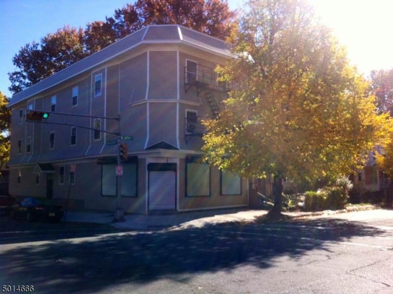 834 S 14Th St - Photo 1