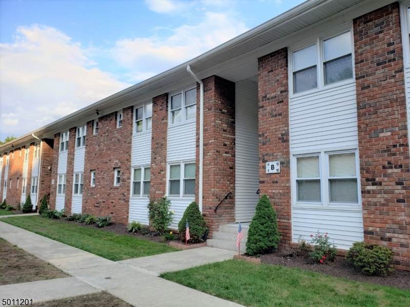 100 Pierson Miller Dr-B12 - Photo 1