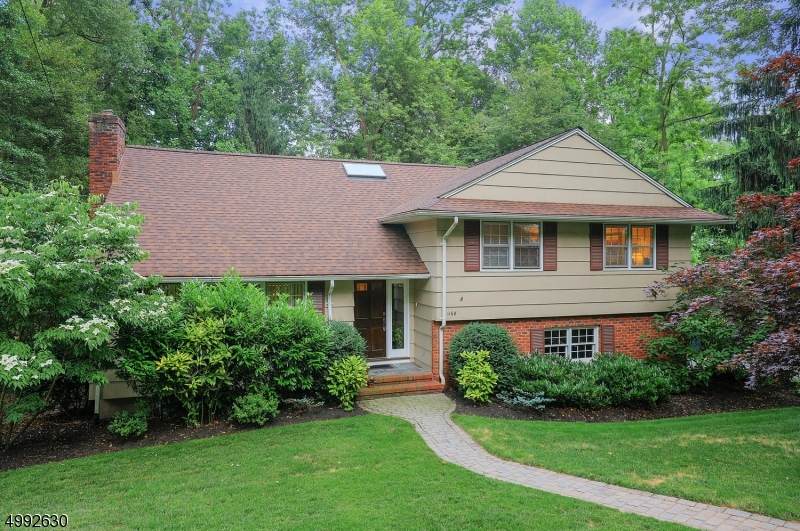 1168 Ridge Dr - Photo 1
