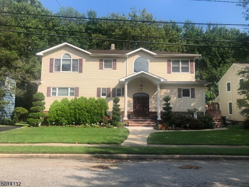 875 Columbus Dr - Photo 1