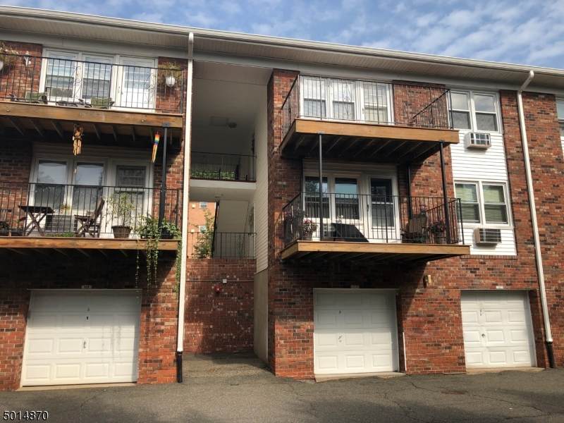 100 Pierson Miller Dr - Photo 1